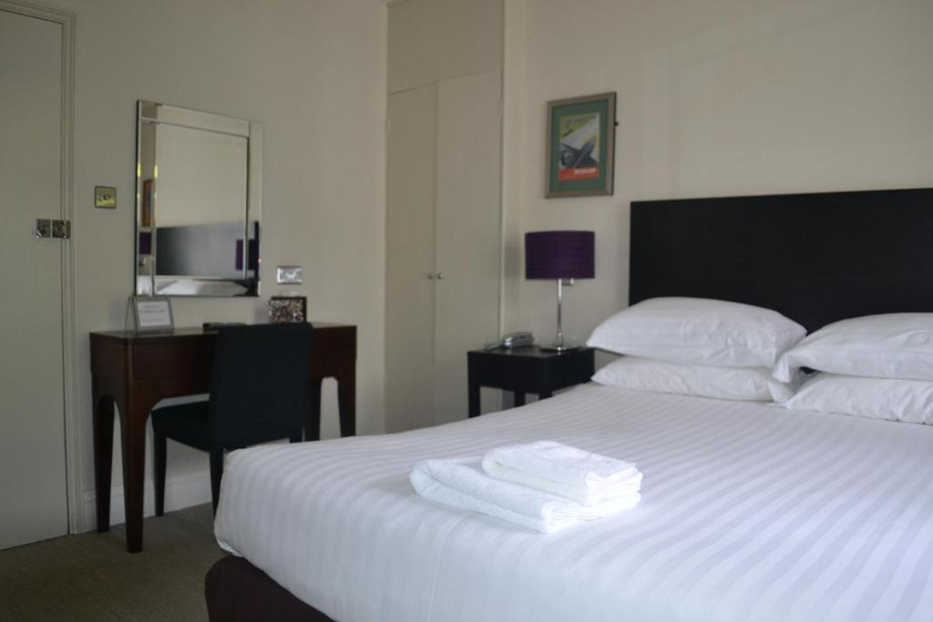 The White Rock Hotel Hastings Room photo